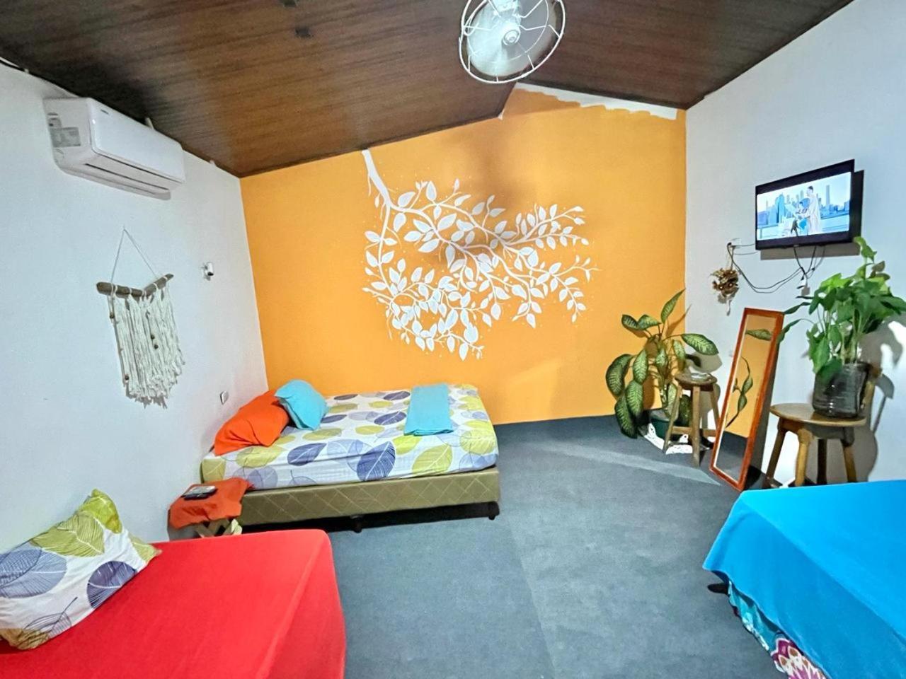 Cheap Hostel Quepos Exteriér fotografie