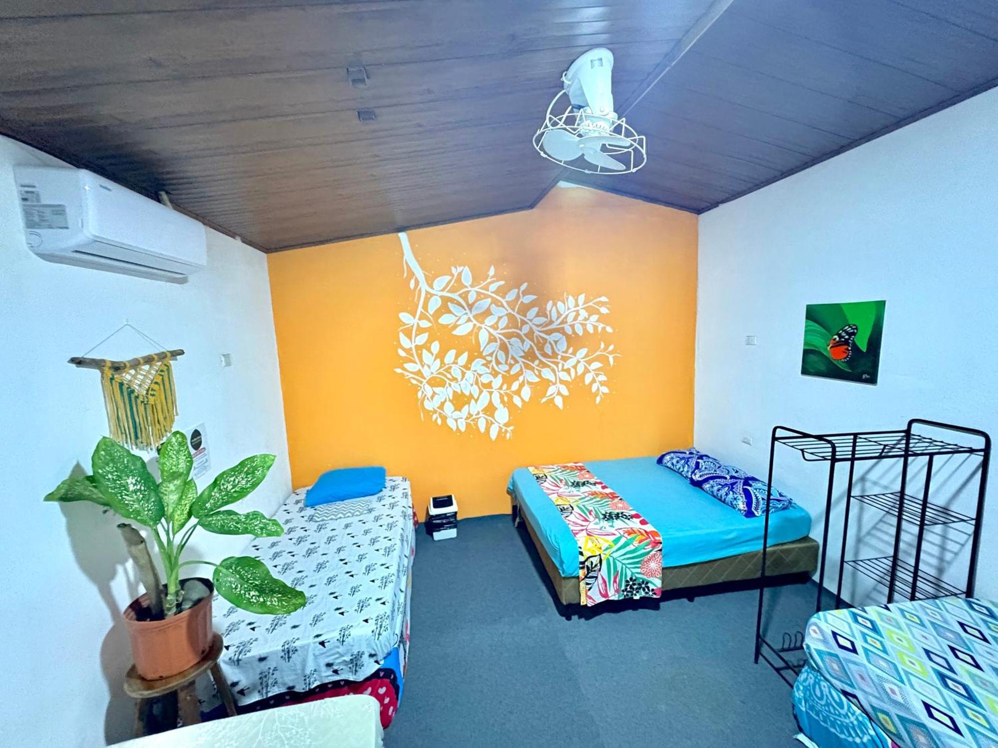 Cheap Hostel Quepos Exteriér fotografie
